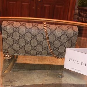 100% Authentic GG Supreme Canvas Chain Wallet